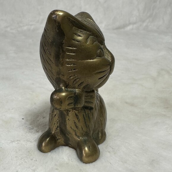 Vintage Solid Brass Kitty Kitten Cat Paperweight Figurine 1970's shelf sitter - Picture 3 of 7